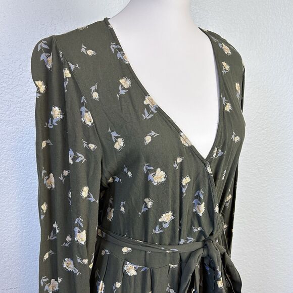 SO Side-Tie Faux-Wrap Ruffle Olive Green Floral V-Neck Long Sleeves Dress Large - Picture 2 of 7